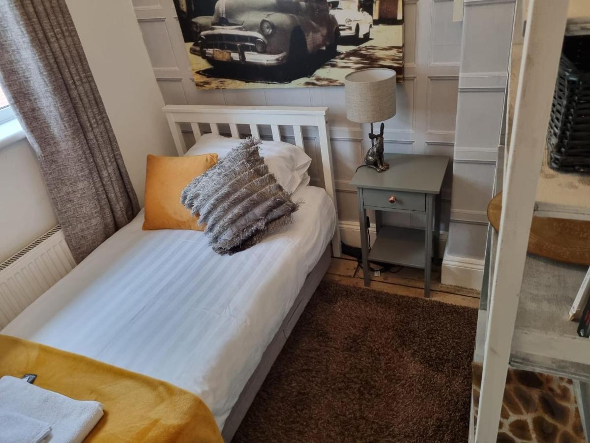 Cosy, Dog Friendly House On The Fringe Of The Brecon Beacons Villa Tredegar Eksteriør bilde